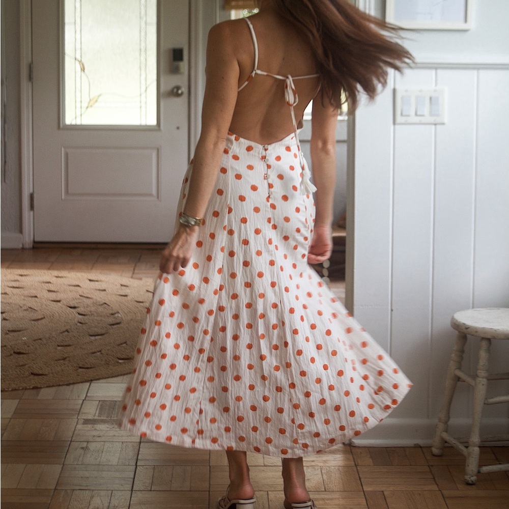 NWT ILLA ILLA polka dot backless dress revolve commense summer zara Abercrombie